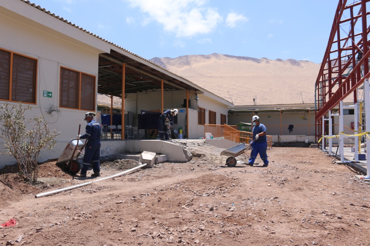 Cormudesi impulsa mejoramiento en 14 escuelas y liceos de Iquique