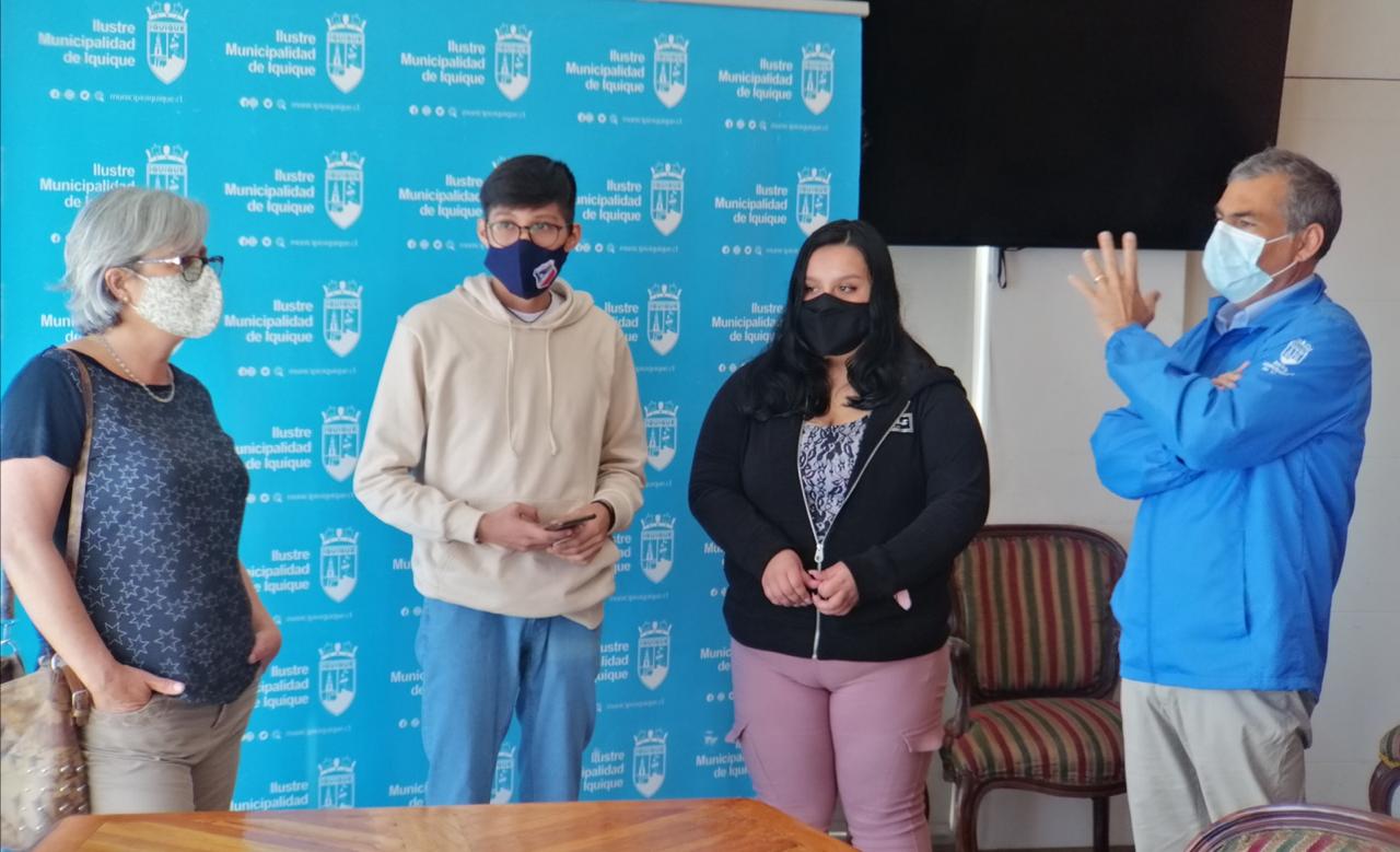 Estudiantes de establecimientos municipales representarán a la Región en travesía escolar en la Antártica