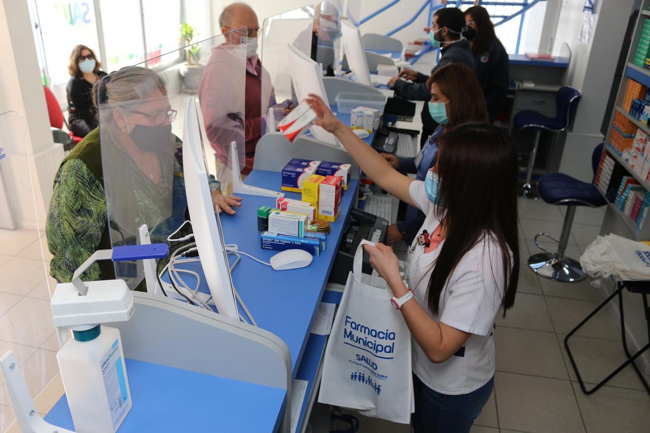 ¡Vecinas y vecinos!: Farmacia Municipal de Iquique tiene nuevo horario de atención