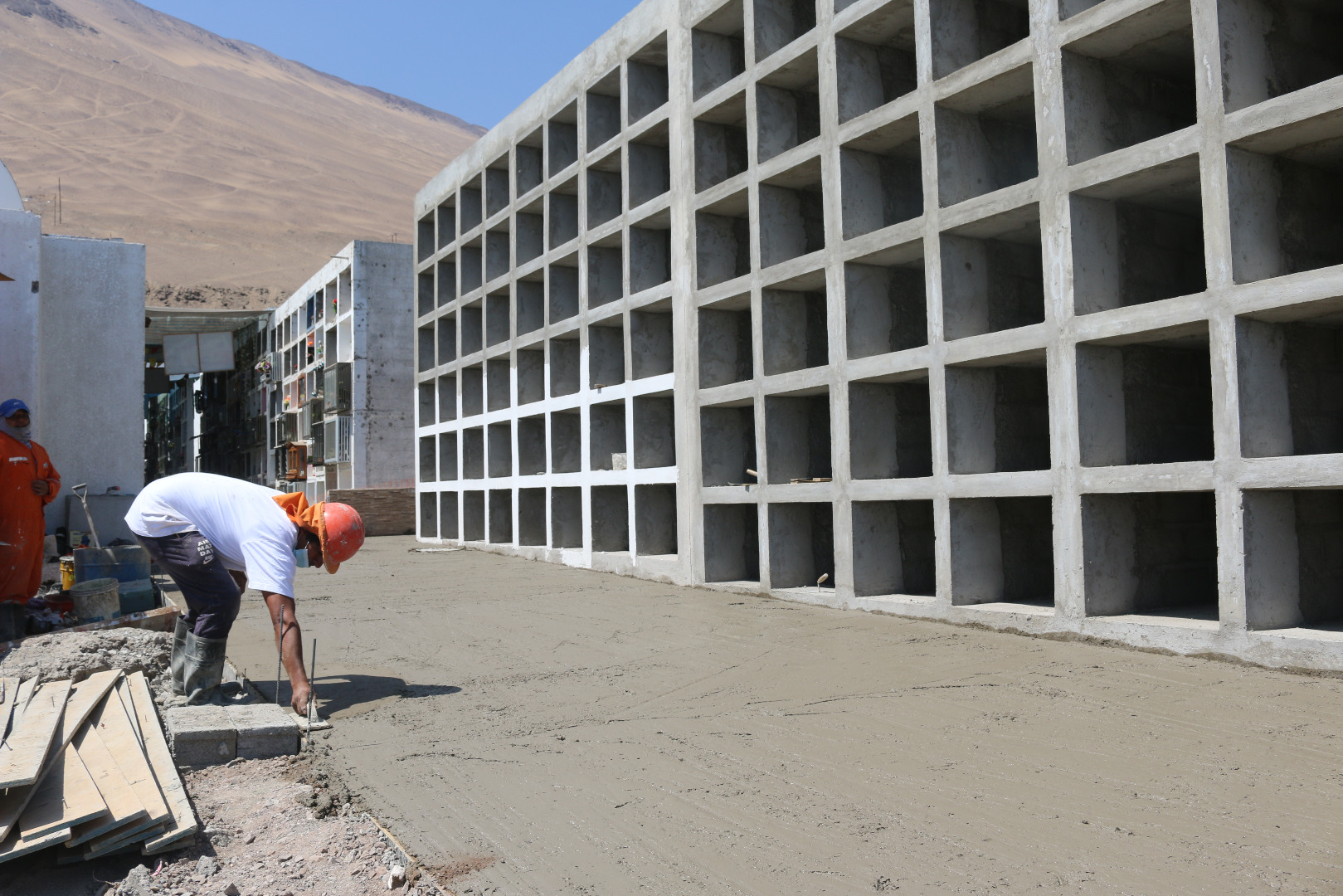 Cormudesi acelera construcción de nichos en Cementerio N°3 de Iquique