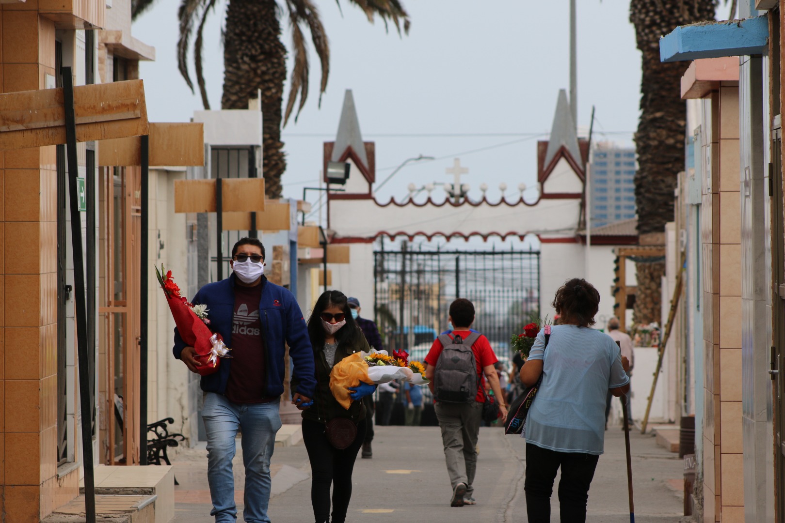 Cementerios públicos de Iquique extienden su horario de visitas a los fines de semana y festivos en Fase 3