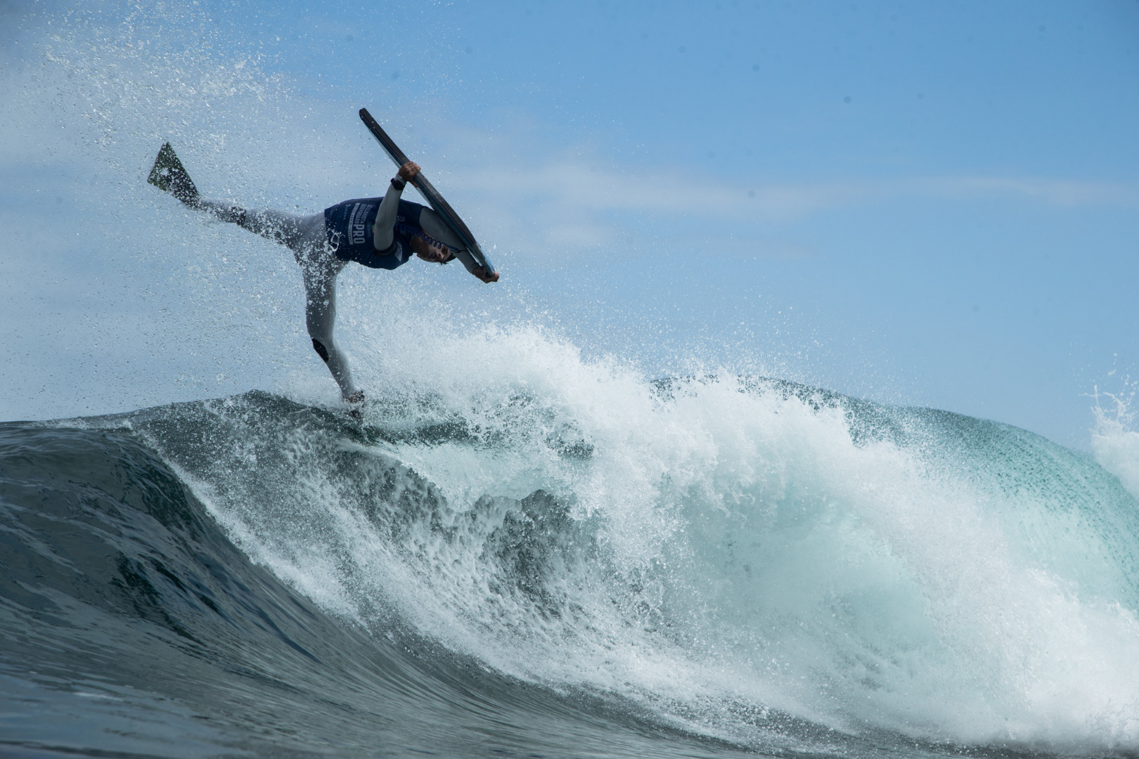 Fotografía Matías Díaz: CORMUDEPI PRESENTE EN “SÚPER FIN DE SEMANA” DE BODYBOARD EN PLAYA CAVANCHA