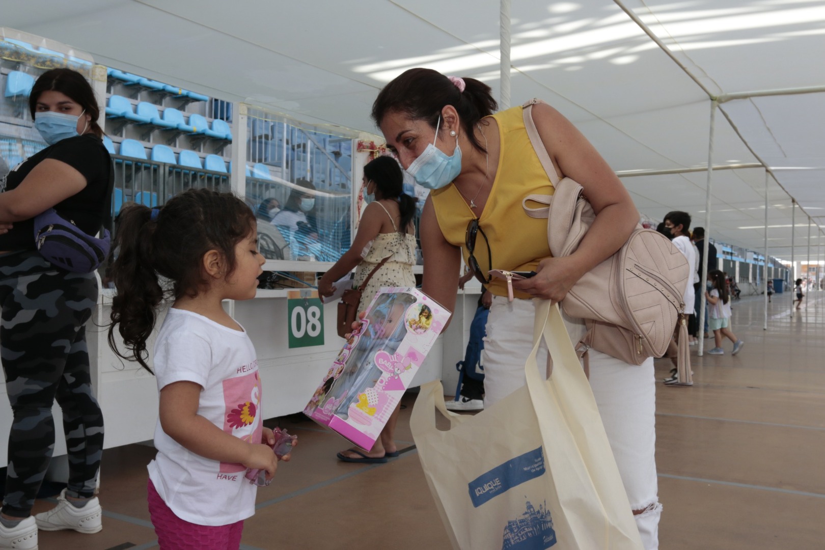 Municipalidad de Iquique entregó más de 14mil regalos por Navidad 2021