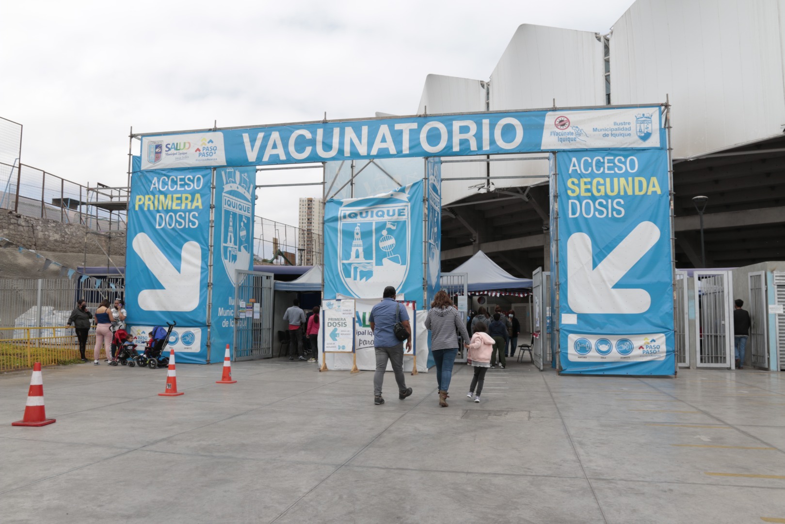Vacunación contra Covid-19 de la Salud Municipal de Iquique tendrá horario especial este 24 de diciembre