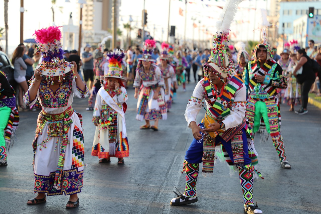 Carnaval Andino de la Integración "Jallalla Festejañani"