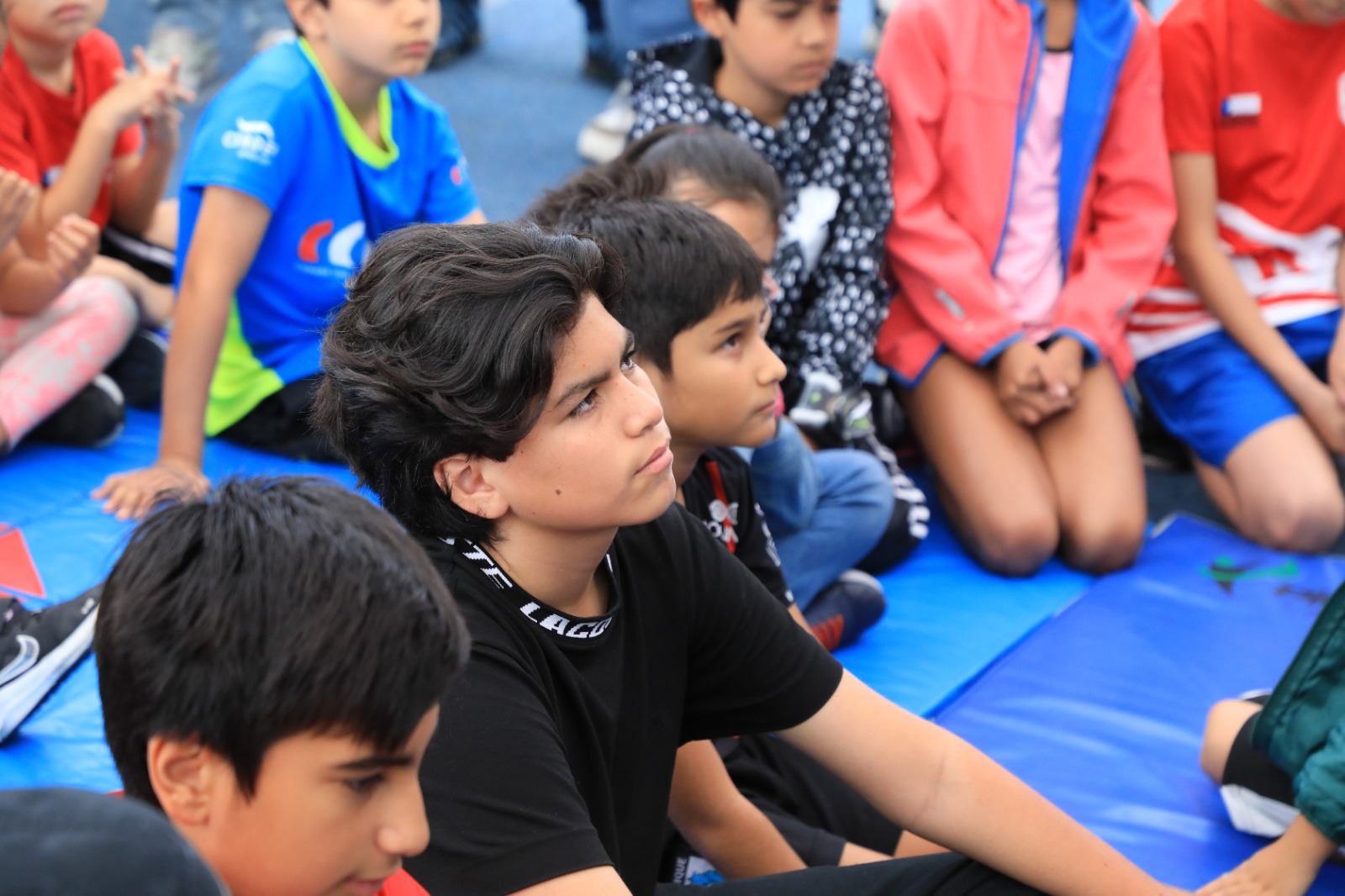 Niñas, niños y jóvenes compartieron con medallista panamericana