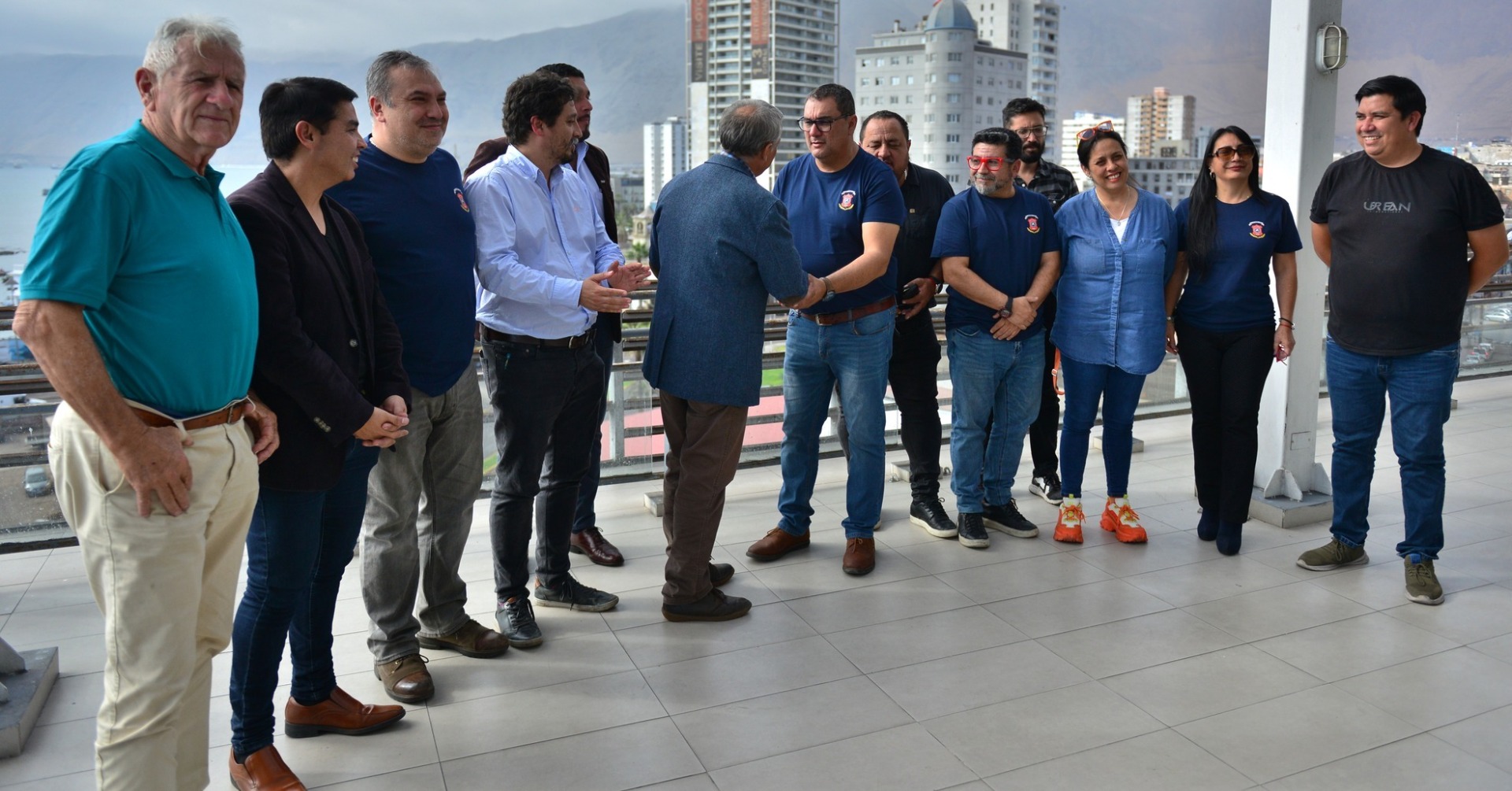 IMI otorga permiso precario al Cuerpo de Bomberos de Iquique para administrar estacionamientos bajo Plaza Prat